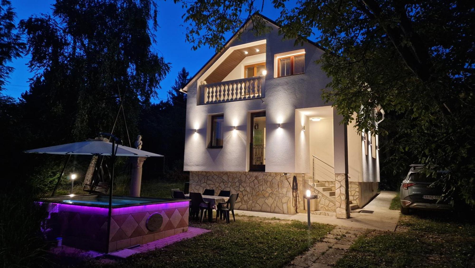 Villa Pilis Hills View Deluxe House With Pool & Ac Near Bp Pilisszentivan Exterior foto